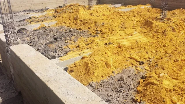 Diseño de Muros de Contención en Antofagasta: Geotecnia Real para Suelos Salinos